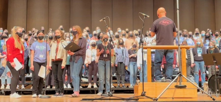 Senior Dakota Hansen beat boxes to the popular hymn “Amazing Grace” in the SA Choir (Soprano-Alto Choir) at All Northwest in Spokane, Washington. 
