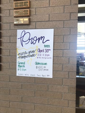 With much excitement over the announcement of prom ticket sales starting on Tuesday, posters advertising specific times and prices started popping up all over the school. 