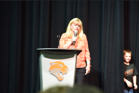 On May 11, PCSD #1 Superintendent Mr. Jay Curtis awarded Mrs. Tracy McArthur the District Teacher of Year Award in front of the PHS student body, faculty, and staff. While giving her acceptance speech, her grandson playfully hid in the curtains. 