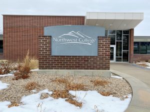 Many PHS juniors and seniors take dual enrollment classes through Northwest College. These students have the opportunity to take a variety of classes alongside traditional college students. 