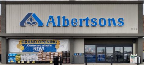  Albertsons, located at 1005 West Coulter Avenue, recently opened in Powell. The new store has rapidly gained popularity among Powell residents.
