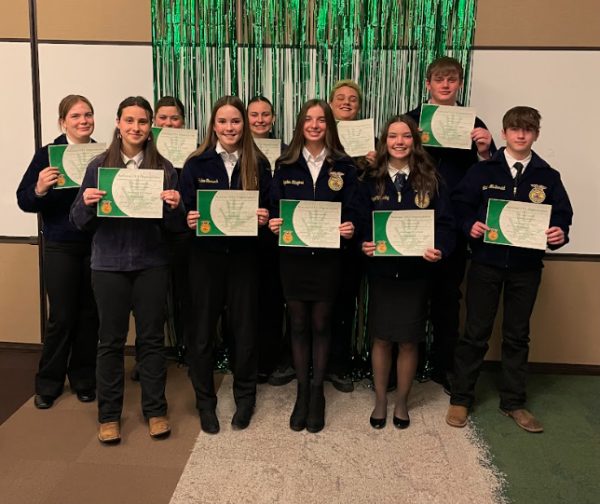 Greenhand Degree recipients pose with their certificates at the Greenhand Banquet.